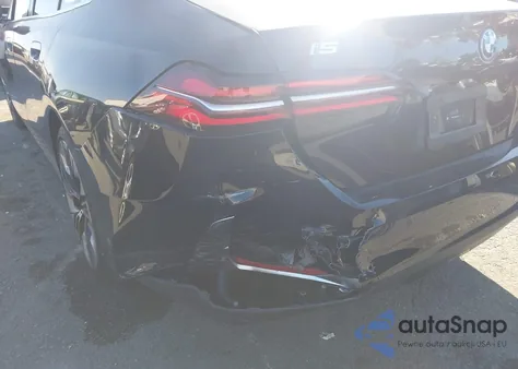 2025 BMW I5 Edrive40 z USA, uszkodzony, nr VIN WBY33FK08SCU83757